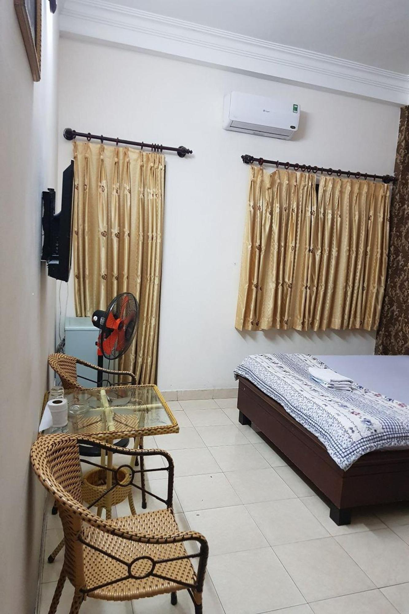 Bau Cat Hotel Thành Pho Ho Chí Minh Esterno foto